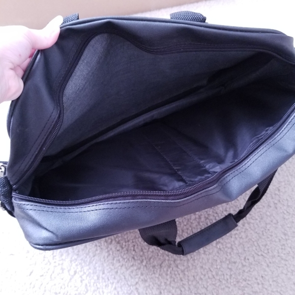 Leather Buckled Academic Messenger Shoulder Bag - Picture 4 of 16